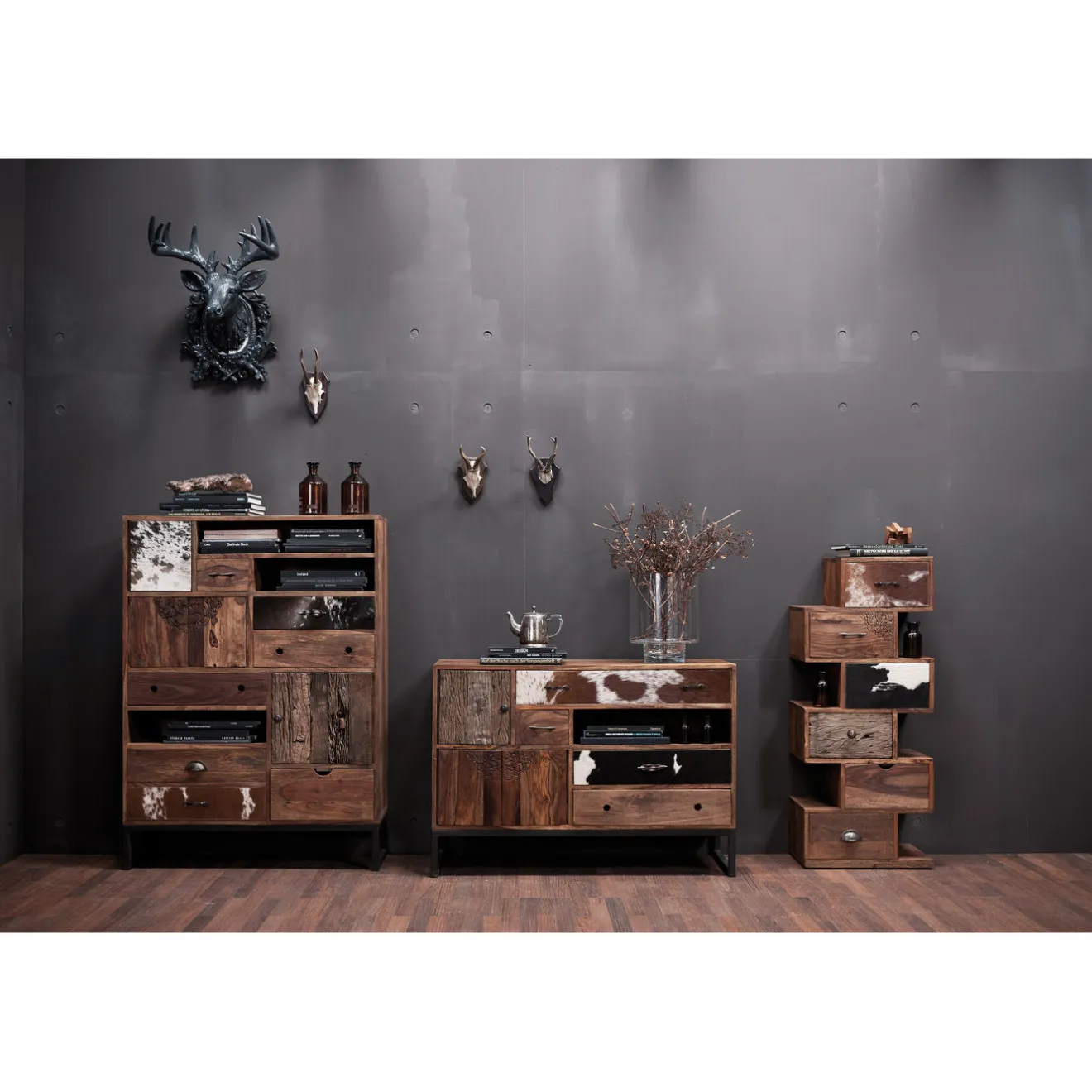 KARE Design Buffets Hauts|Commode Haute Rodeo 3 Portes,8 Tiroirs